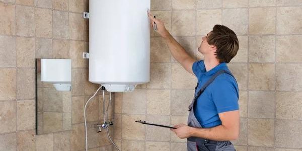 Signs That Indicate Your Water Heater Needs Service in Oran