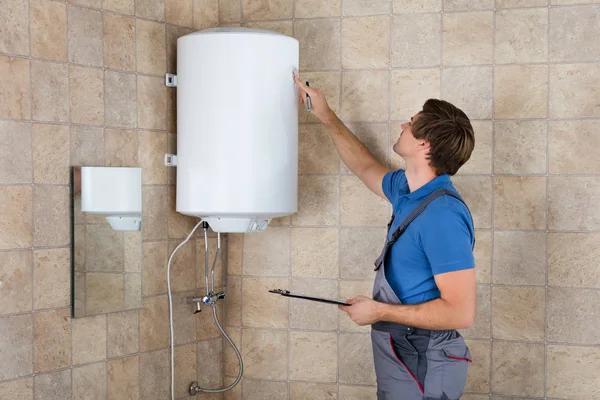 Signs That Indicate Your Water Heater Needs Service in Oran