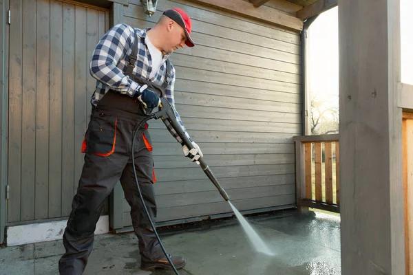 How a Sarasota Pressure Washing Company Can Enhance Your Home's Curb Appeal