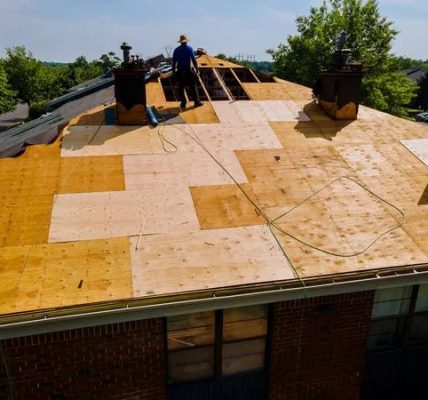 Louisville’s Roofing Contractors: Reliable and Experienced