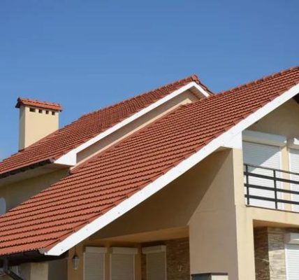 Choosing the Right Materials for Roof Replacement in Mesa