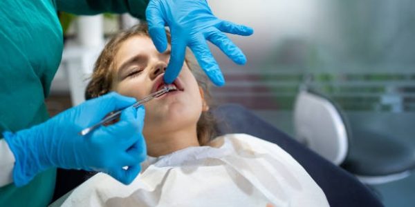 Leading family dental clinic Las Vegas for Complete Family Smiles