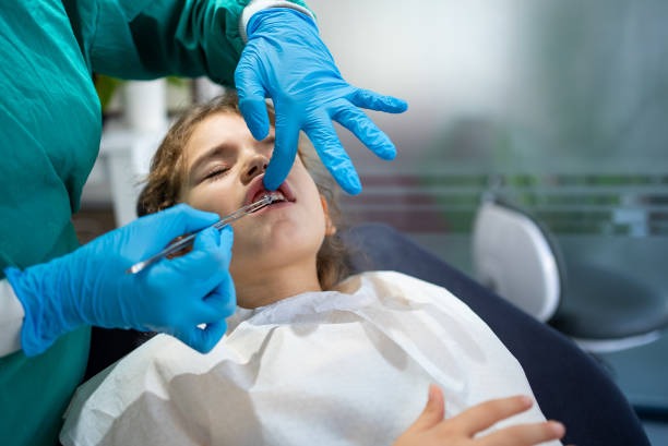 Leading family dental clinic Las Vegas for Complete Family Smiles