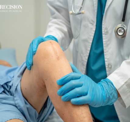 Why You Need a Specialized Houston Knee Injury Doctor Today