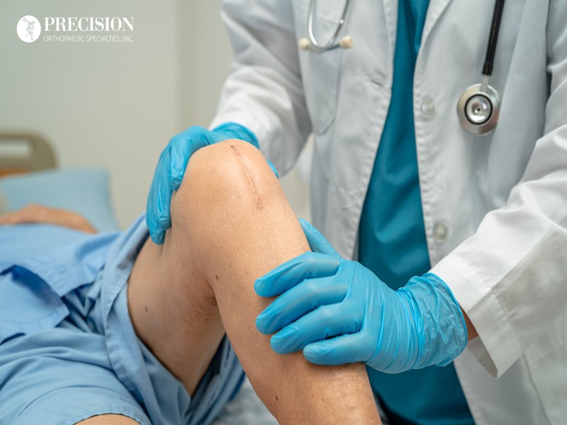 Why You Need a Specialized Houston Knee Injury Doctor Today