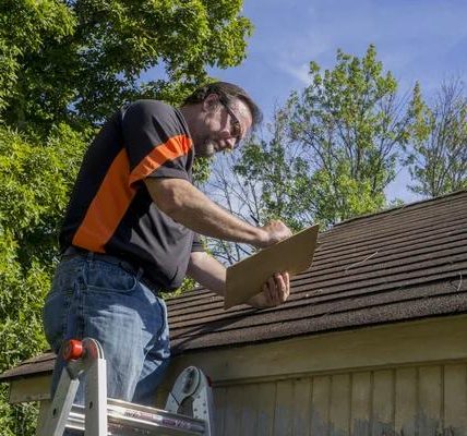When to Call a Roofing Company for Roof Inspection